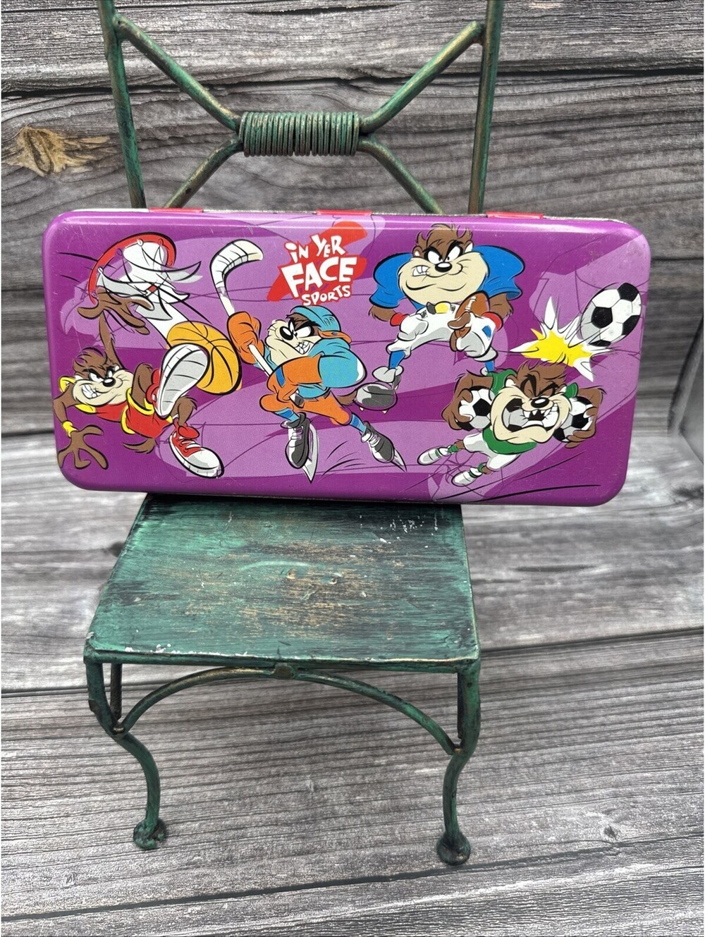 1998 TAZ  LOONEY TUNES Sports Metal pencil case
